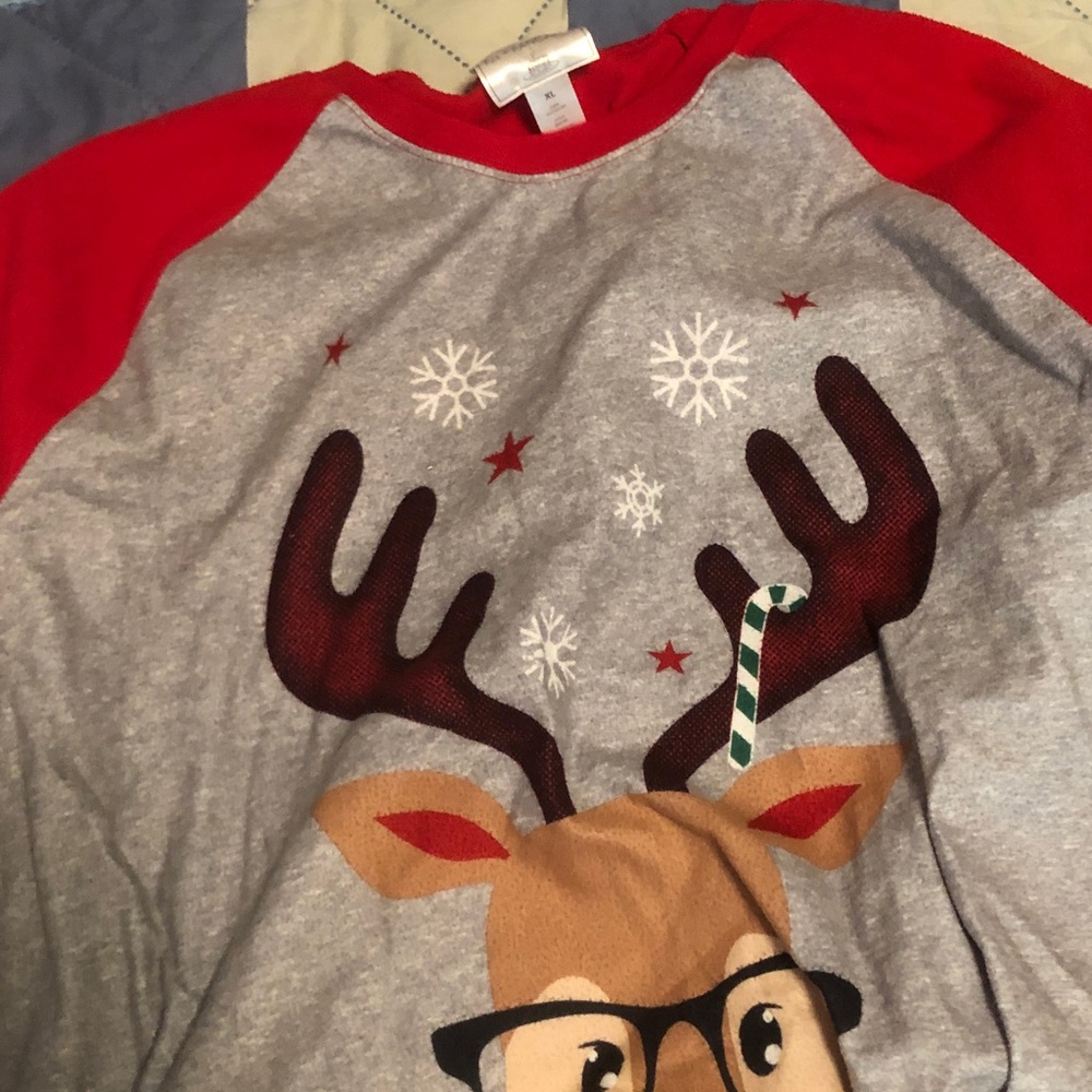 Kids Red & Gray Reindeer Graphic Raglan Top